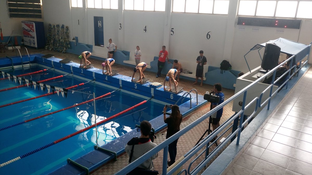 jdanymansilla's tweet photo. Prueba #Natacion #JUR2017 en Club Deportivo Hispano Americano @UNPARioGallegos @PUniversitarias @danyatavela77 https://t.co/lCgOGmcGqK