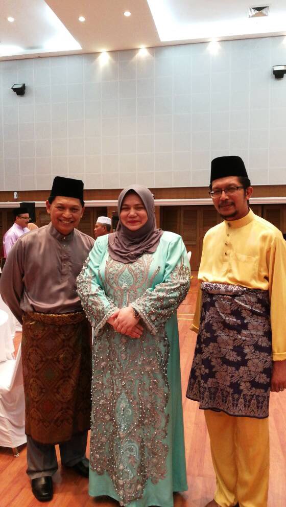 Rosnah_ARS's tweet photo. Menghadiri Majlis Makan Malam PERKOBF Malaysia bertempat di Dewan Bahasa dan Pustaka Malaysia malam ini @PetraJayaMP @MOWorks @RakanKKR https://t.co/voKqzoB92Y