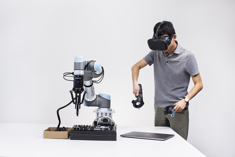 sensorsonline's tweet photo. #EmbodiedIntelligence researchers snag a bag of cash to build #LearningRobots. https://t.co/SubtQXpSyk https://t.co/OYSSVPQsi8