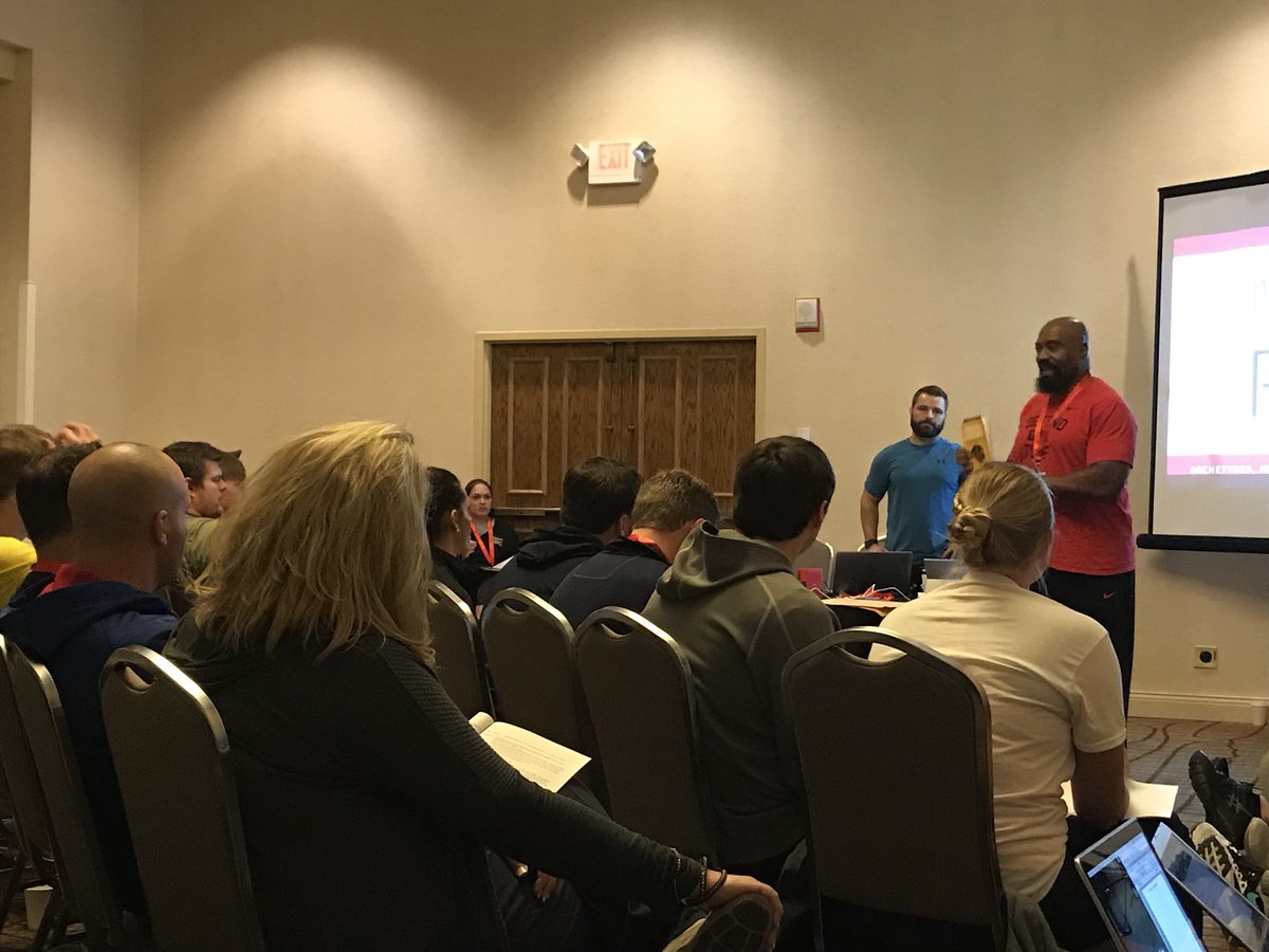 schroeder_ann's tweet photo. Conscious Coaching #SHAPEConference https://t.co/vNNZKtnnSr