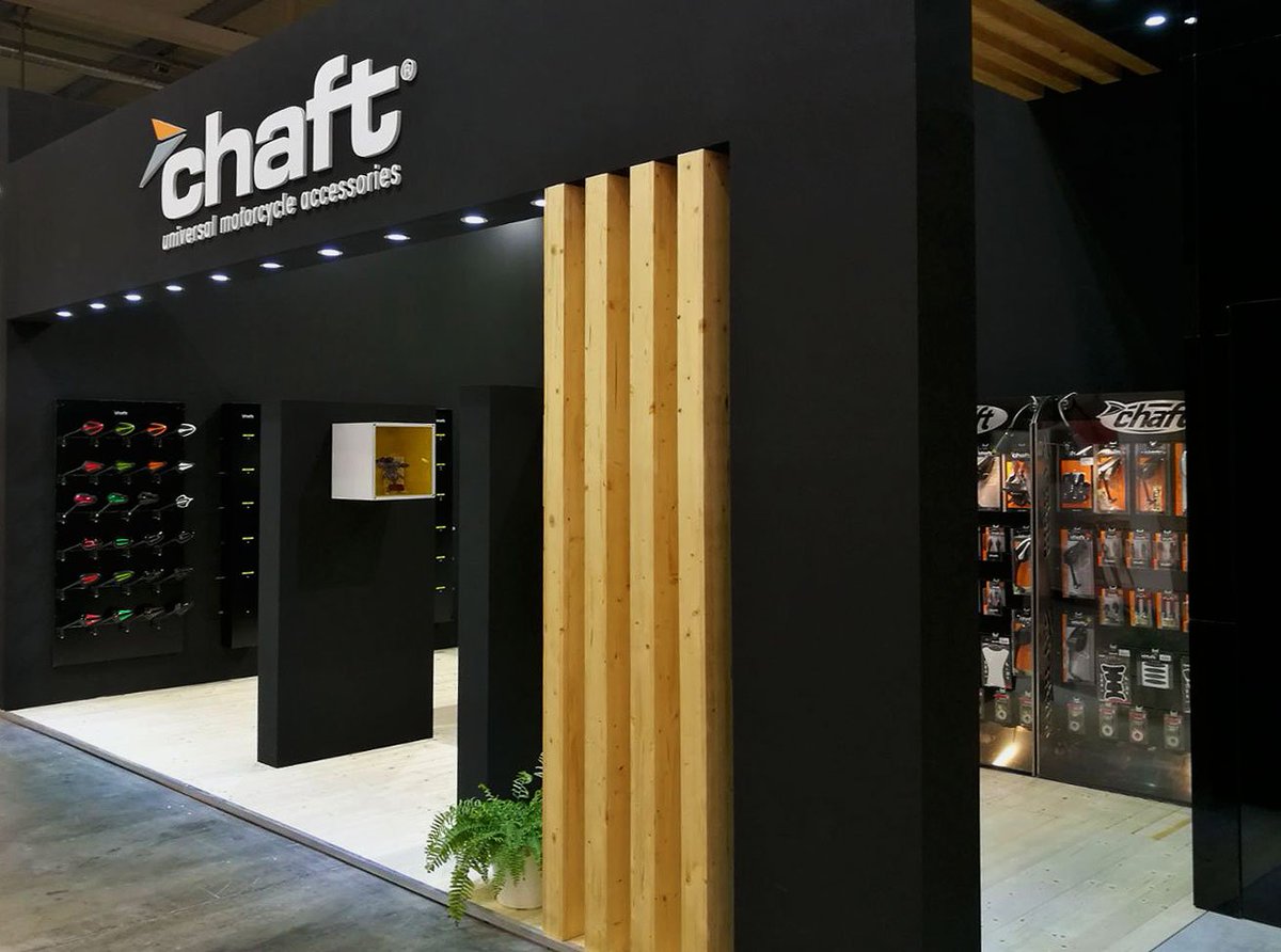 ChaftHarisson's tweet photo. #EICMA2017 c'est parti ! Notre stand est prêt pour le salon de la #moto à Milan ! https://t.co/hJqvGevFwu