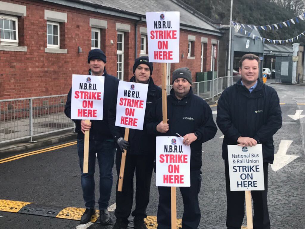 NBRU_DUBLIN's tweet photo. #RailStrikes NBRU workers standing strong on the picket line around the country. Record profits at Irish Rail but no pay rise in 10 years. https://t.co/vjbU3DDoiZ