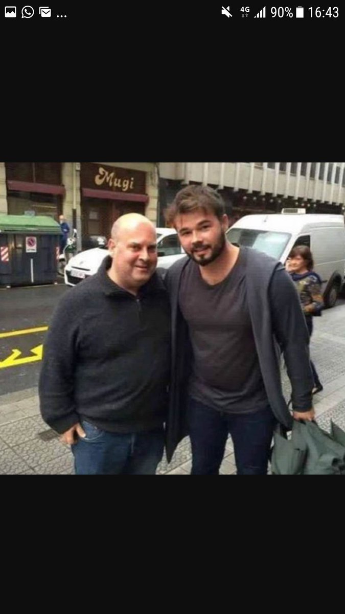 albalisl's tweet photo. Cuando los políticos catalanes se rodean de asesinos y sus votantes los defienden como @AgnesCalderon es q ya no hay nada q hacer. https://t.co/FmeYPzVWyT