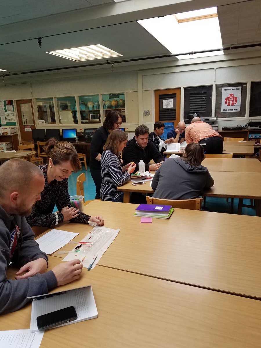 EllieKousidis's tweet photo. Digital Differentiation.  Innovation through Languages. MakerSpace.  SPS Future Ready 2017 #SPSInspire #SPSpride #SPSMind #SPSHeart https://t.co/DwljSKLS0s