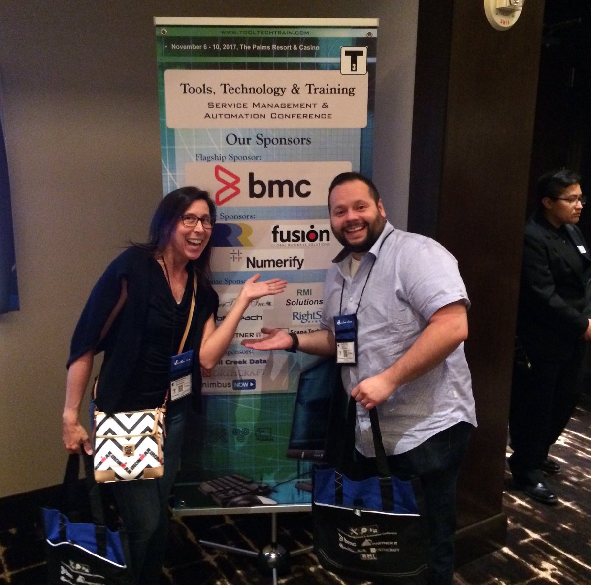 serenalambiase's tweet photo. @BMCSoftware team gearing up for @T3SMAC conference https://t.co/nI4b0au04C
