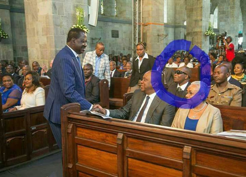 citizentvkenya's tweet photo. No, the man behind President Kenyatta is not the mystery eyewitness https://t.co/wzPHqryMNX https://t.co/TKDBvhBaE5