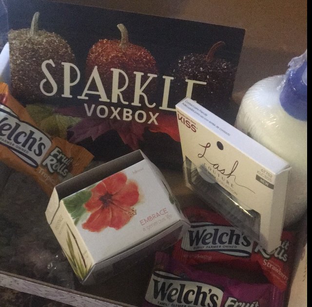 ShelSabo's tweet photo. #SparkleVoxBox https://t.co/AUZDr3N0CX