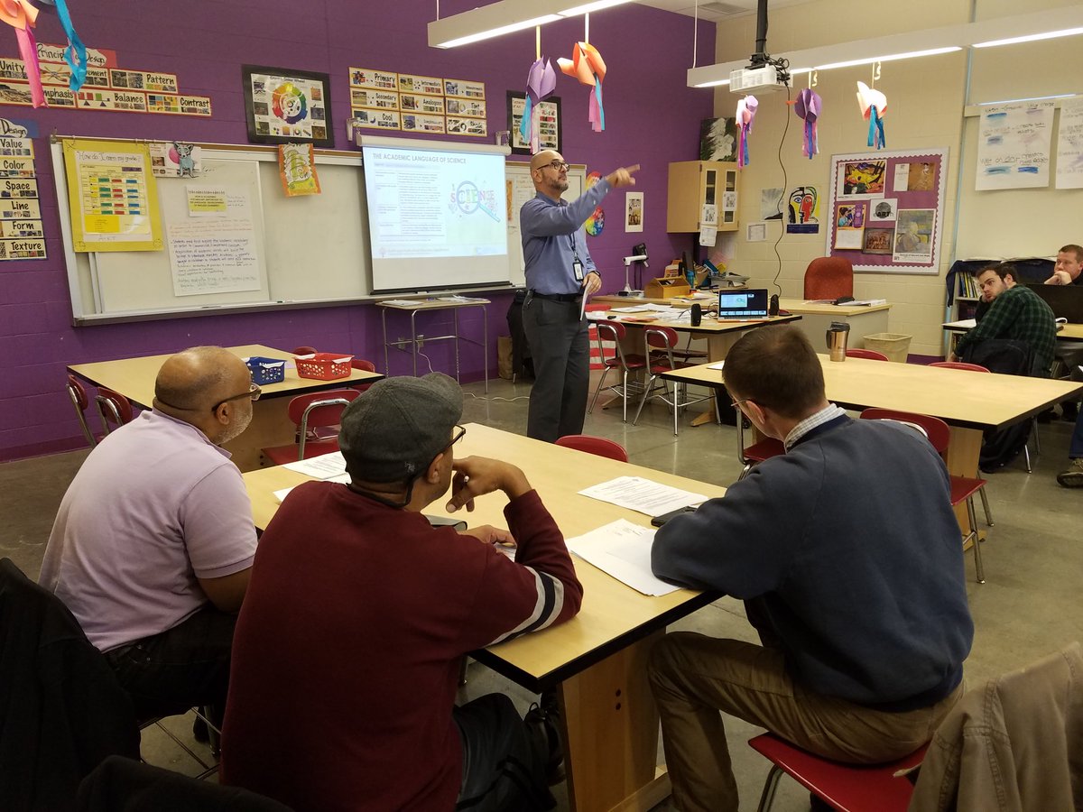 MultilingualCLE's tweet photo. Academic Language Development for ELs @EricGordon_CEO @CLEMetroSchools @CMSD_BLUE https://t.co/SdujePx56M