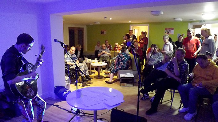 CeoRugby's tweet photo. Round of applause to #SupportWorkers Ross & Jo with her band for a feast of #MusicalEntertainment for people we support. #LiveMusic #Folk 🎸 https://t.co/DX3pQUy5y4