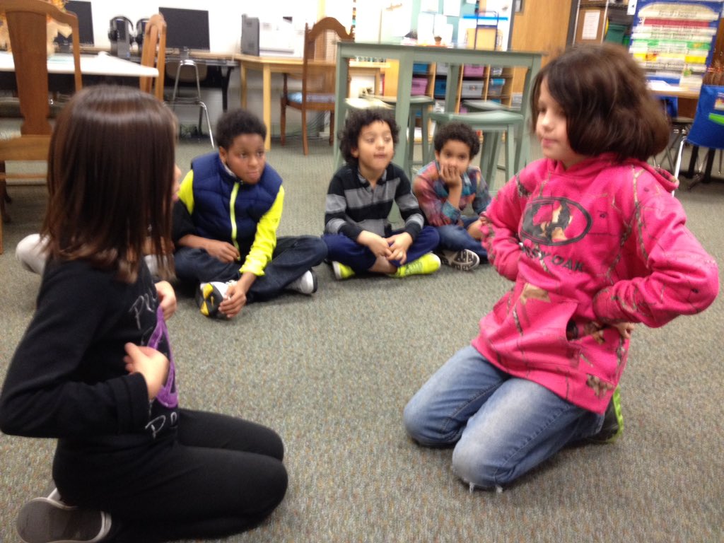Csdmryan's tweet photo. Collaboration with another class to create skits w/ character trait message #collaboration #rberoadrunner #Center58 https://t.co/hThJXGzDoH