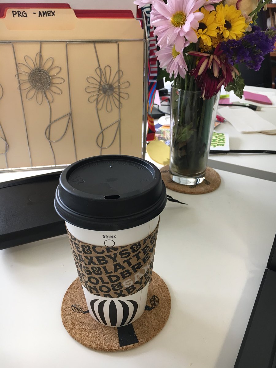 Thanks to <a href="/Saxbys/">Saxbys</a> @nickbayer, great start to the day at @BoMFPhilly checking out your new Chestnut st location! ☕️