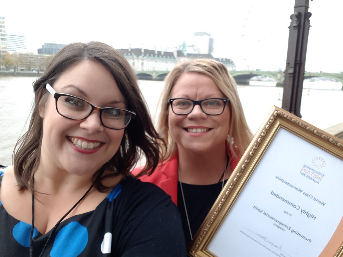 Lorna Robinson tweet media