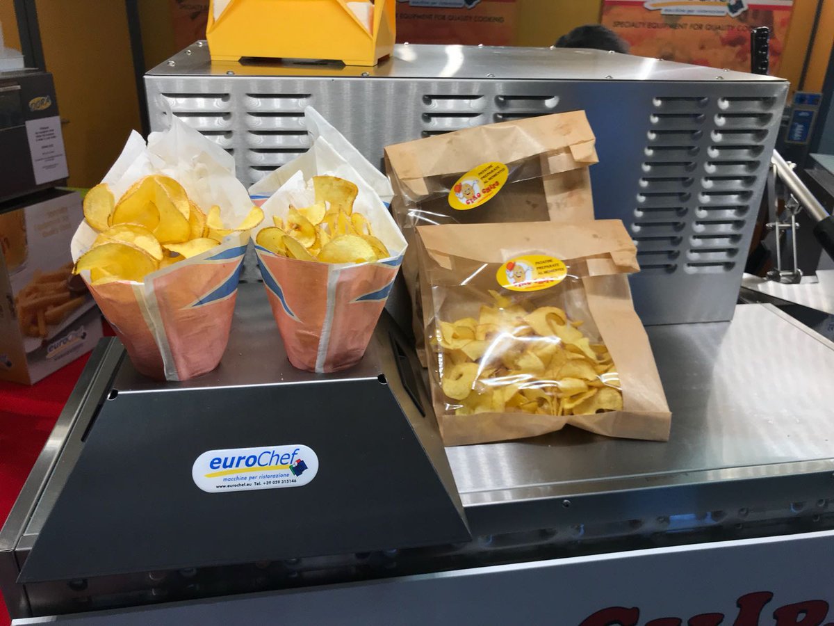 eurochefsrl's tweet photo. Fino a giovedì 9 Novembre saremo presenti alla fiera Sett di Montpellier. Venite a trovarci
#montpellier #streetfood #fair #ciaochips https://t.co/2vJLEsMD2u