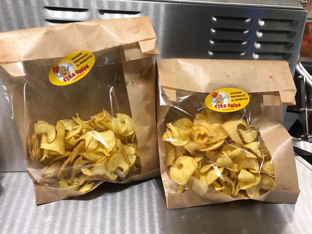 eurochefsrl's tweet photo. Fino a giovedì 9 Novembre saremo presenti alla fiera Sett di Montpellier. Venite a trovarci
#montpellier #streetfood #fair #ciaochips https://t.co/2vJLEsMD2u