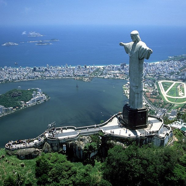 RouteOneTravel's tweet image. Christ Redeemer, Brazil - Large Statue.

#7wondersoftheworld 
routeonetravel.com