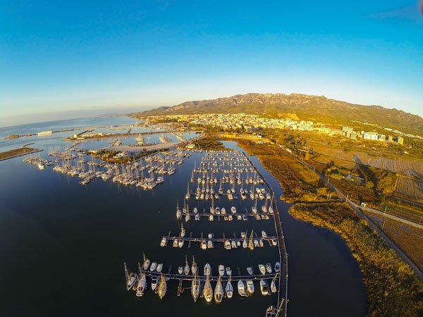 You're in safe hands at our St Carles base in Spain this winter with all the same great services. <a href="/stellamarisyt/">Stella Maris Yacht</a> bit.ly/2Ah7AwA