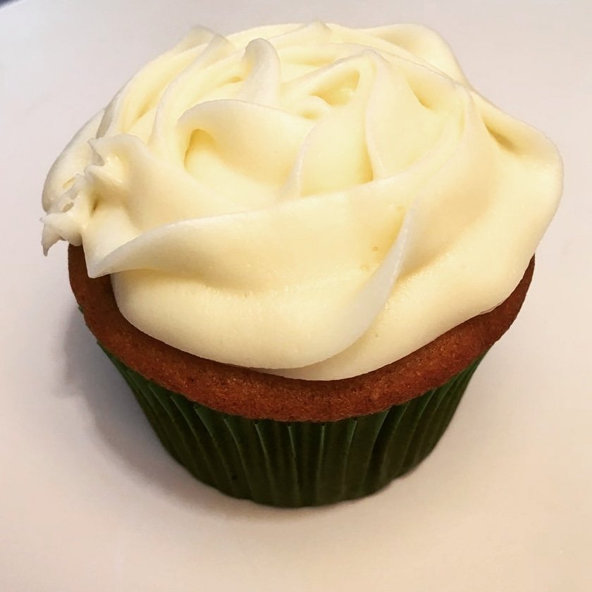 JenCon523's tweet photo. Spice Cupcakes with Cream Cheese Buttercream #sweetsbystella #aaronworld https://t.co/Vytweu7fZK
