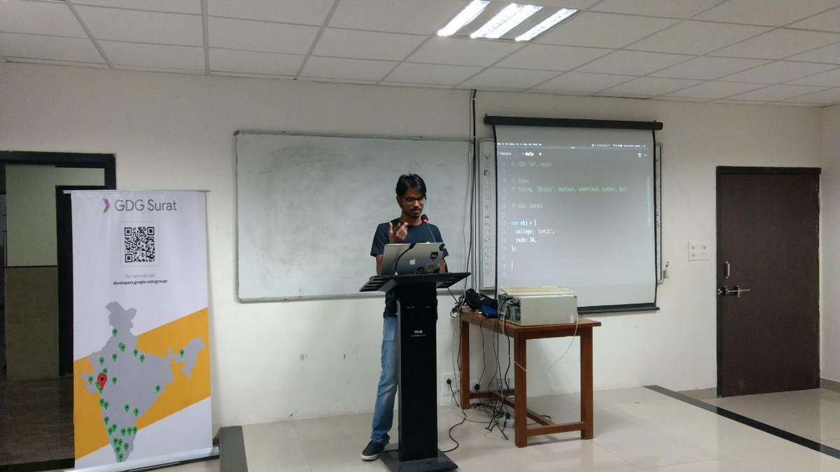 GDGNITSurat's tweet photo. @gdg Organised a two day workshop and shared knowledge about the "Language of Web - JavaScript" to young developers in university. https://t.co/lybz7LwUsA