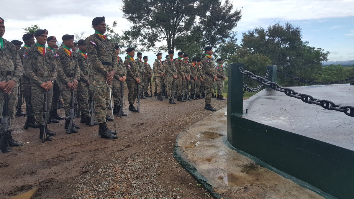 Gob_ElSeibo's tweet photo. Actos Conmemorativos al 209 Aniversario de la Batalla de Palo Hincado.@MinInteriorRD @MDefensaRD @FuerzaAereaRD @PresidenciaRD https://t.co/Uy2lK68vLn