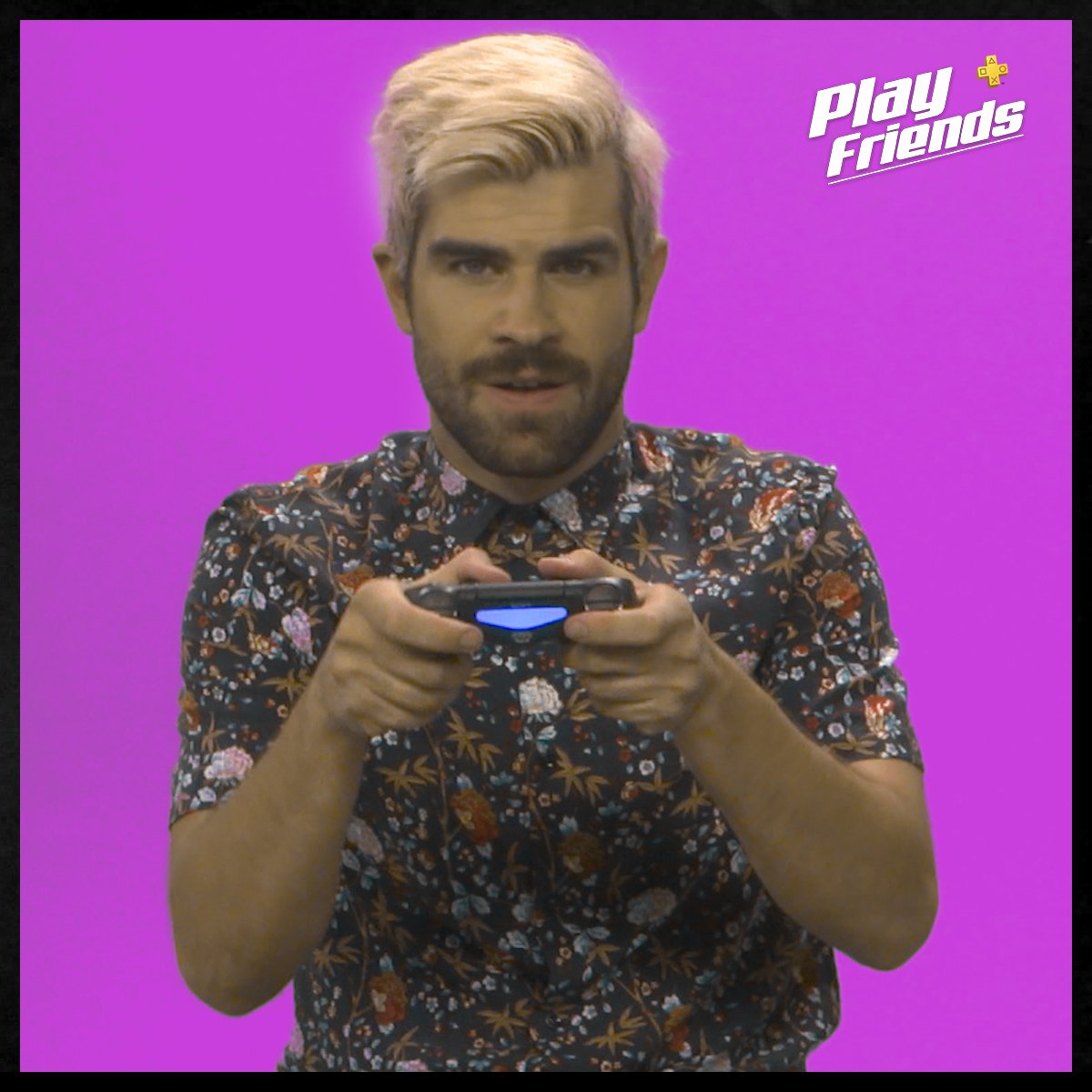 PSPlusES's tweet photo. ⚠️EXCLUSIVA #PSPlus⚠️
 “#PlayFriends quedará como objeto de culto”. ➡️ @Hipster_Friend se sincera en nuestro blog 📝
https://t.co/WzymAWR2EE https://t.co/7WmuYFHZWc