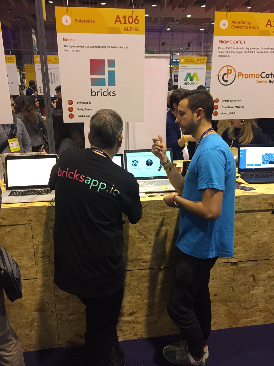 FMuzard's tweet photo. #Bricksapp @ #Websummit Lisbon. Pleins de bons retours, venez nous voir où inscrivez vous à la bêta sur bricksapp.io ! https://t.co/Sy3aGgQ5kr