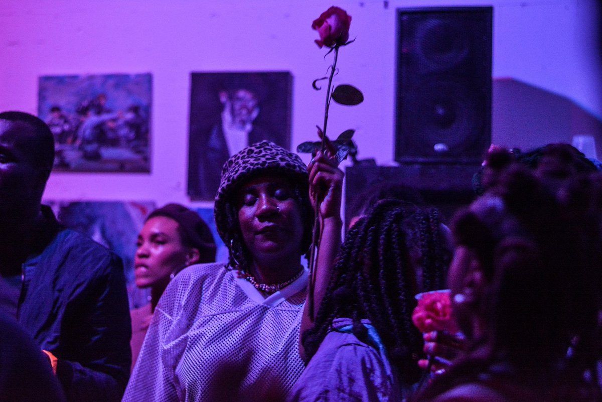 FlowClark's tweet photo. @99SUBLIME @PinkSiifu @ahwlee @oliveosun @foisey_ @cosmosnite @PoeticThrust @CohenBeats @ThePVSH Good vibes and radiant energies. Appreciate you all. https://t.co/yzLQcBM2gE