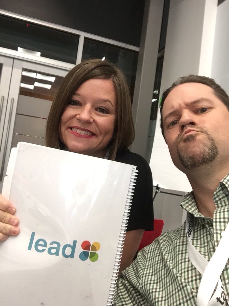 akehrer's tweet photo. #leadNBCU https://t.co/gHJl7JcWHq