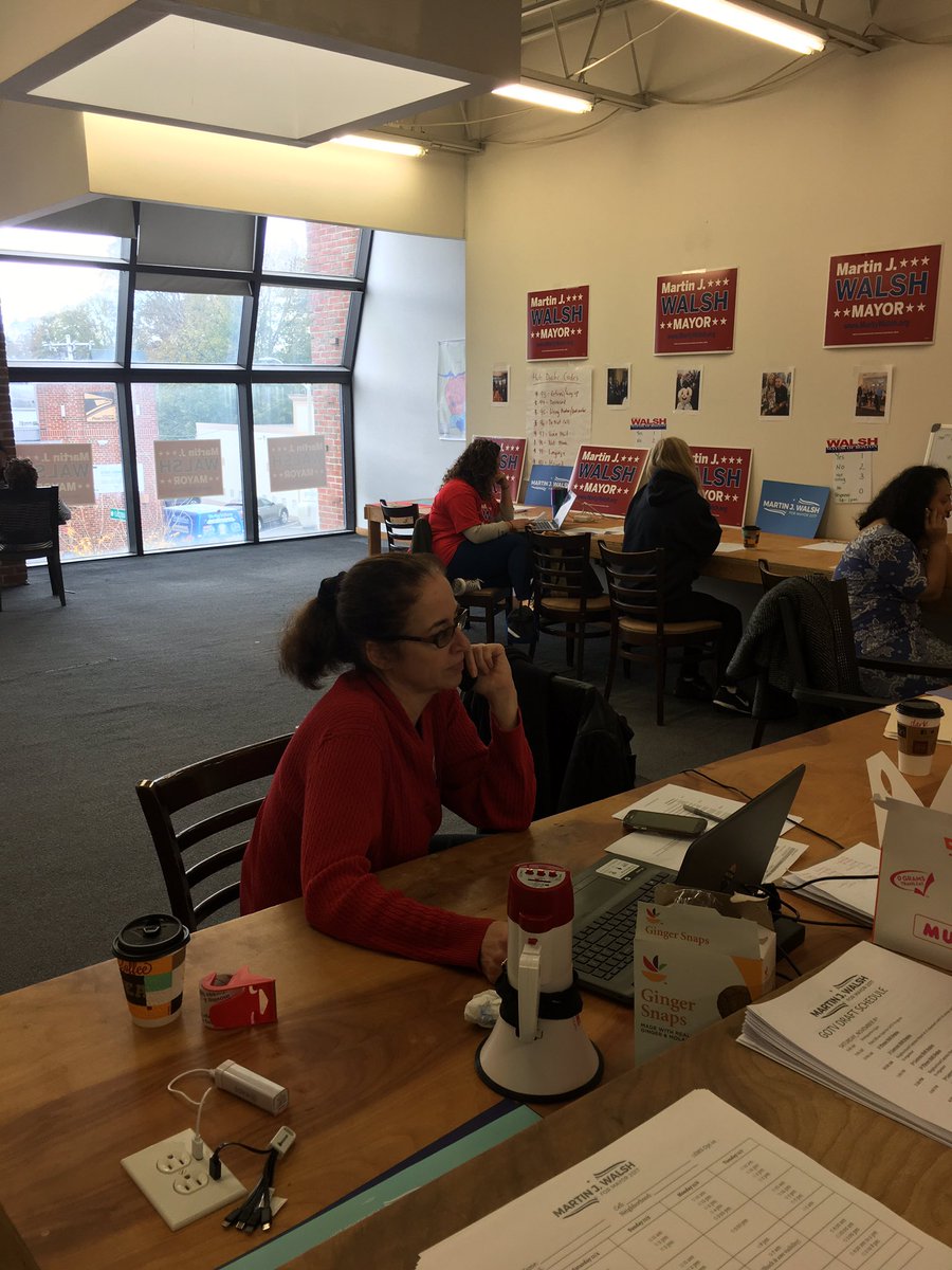 Team A/B is on the phones reminding voters to get out to the polls today! Find your polling location here: sec.state.ma.us/wheredoivotema…