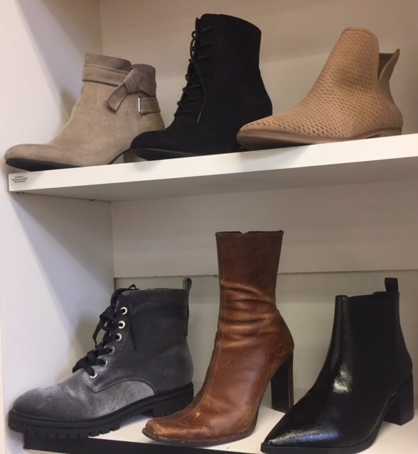 PiphanyStyle's tweet photo. It's #tuesdayshoesday and we have a major obsession for fall boots of ALL shapes, sizes and colors. The world would be boring if it wasn't for variety, don't you agree? Spread some kindness today... Find a beautiful feature you admire in another woman and tell her. #piphanystyle https://t.co/Jwy71xVDwz