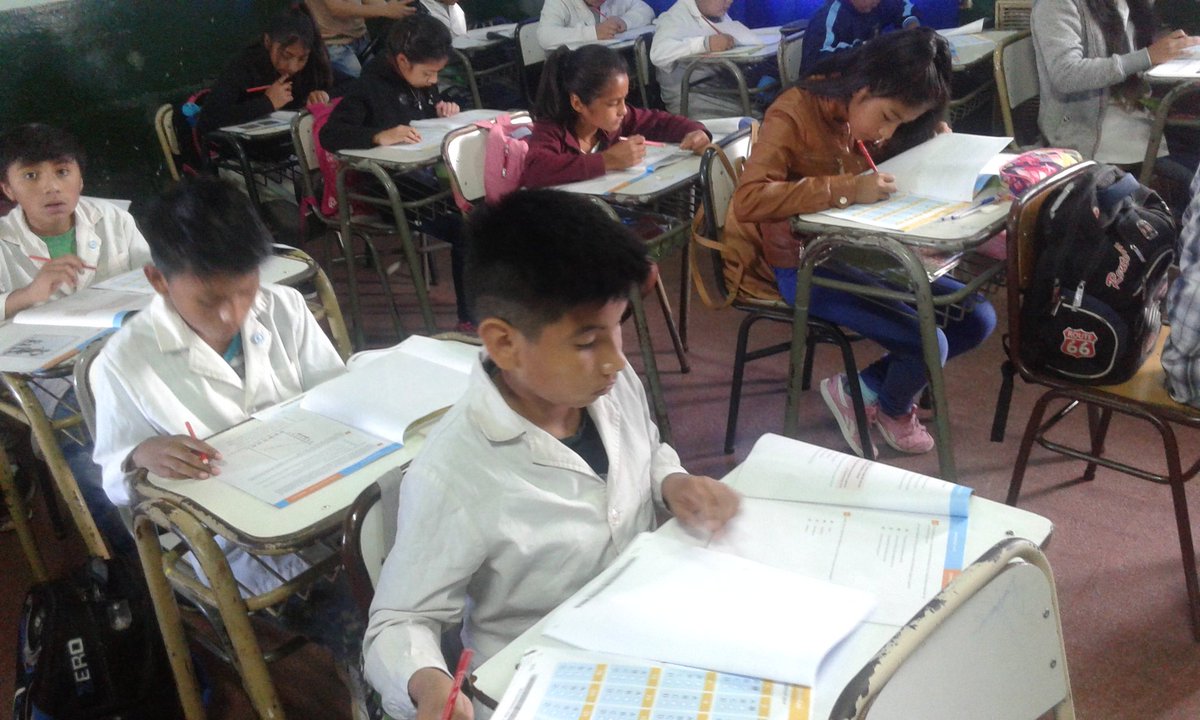 ElizabethScacc1's tweet photo. APRENDER 2017 Salta Hoy 26245 niños de 6to grado y 16345 del ultimo año de secundario seran siendo evaluados. Gracias por participar! https://t.co/frK7EPenMD