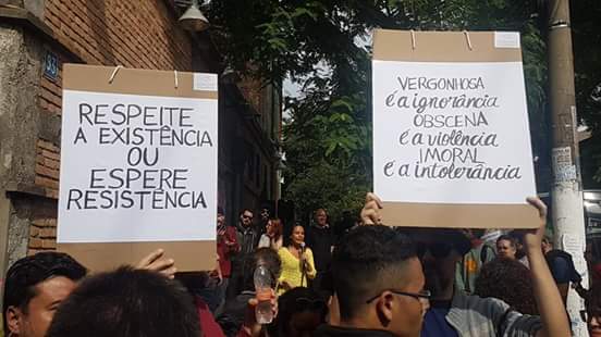 AngelaMilanese's tweet photo. Important: Judith Butler also received support from people in Brazil who are resisting the far-right agenda, and fighting for democracy, human rights, tolerance.
https://t.co/nPRD46o82G via @AlemD4sSombras #JudithButlerBrasil