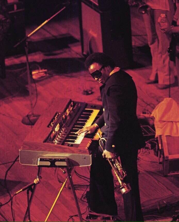 Sr. Langosta tweet media