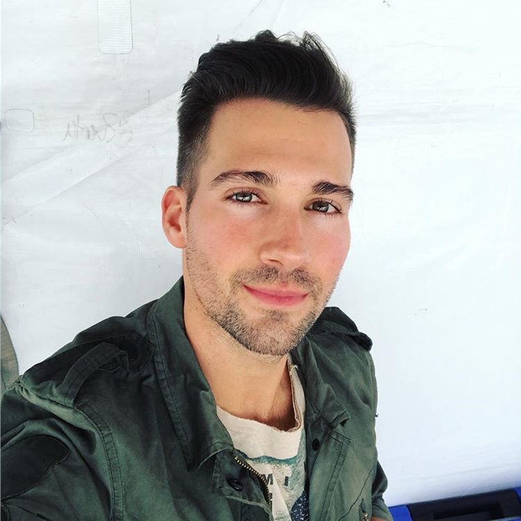 bigtimelayout's tweet photo. James Maslow layout 🍃
• rt if you save it (be honest)
• fav if you like it
• give credit https://t.co/1j3DByuXUX