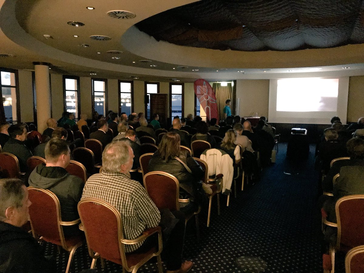 PhilineWedell's tweet photo. Eröffnung der 26. Windenergietage in Warnemünde. @innogy #windresearch über Zukunftsperspektiven der Windbranche. https://t.co/iKBl9rwogP