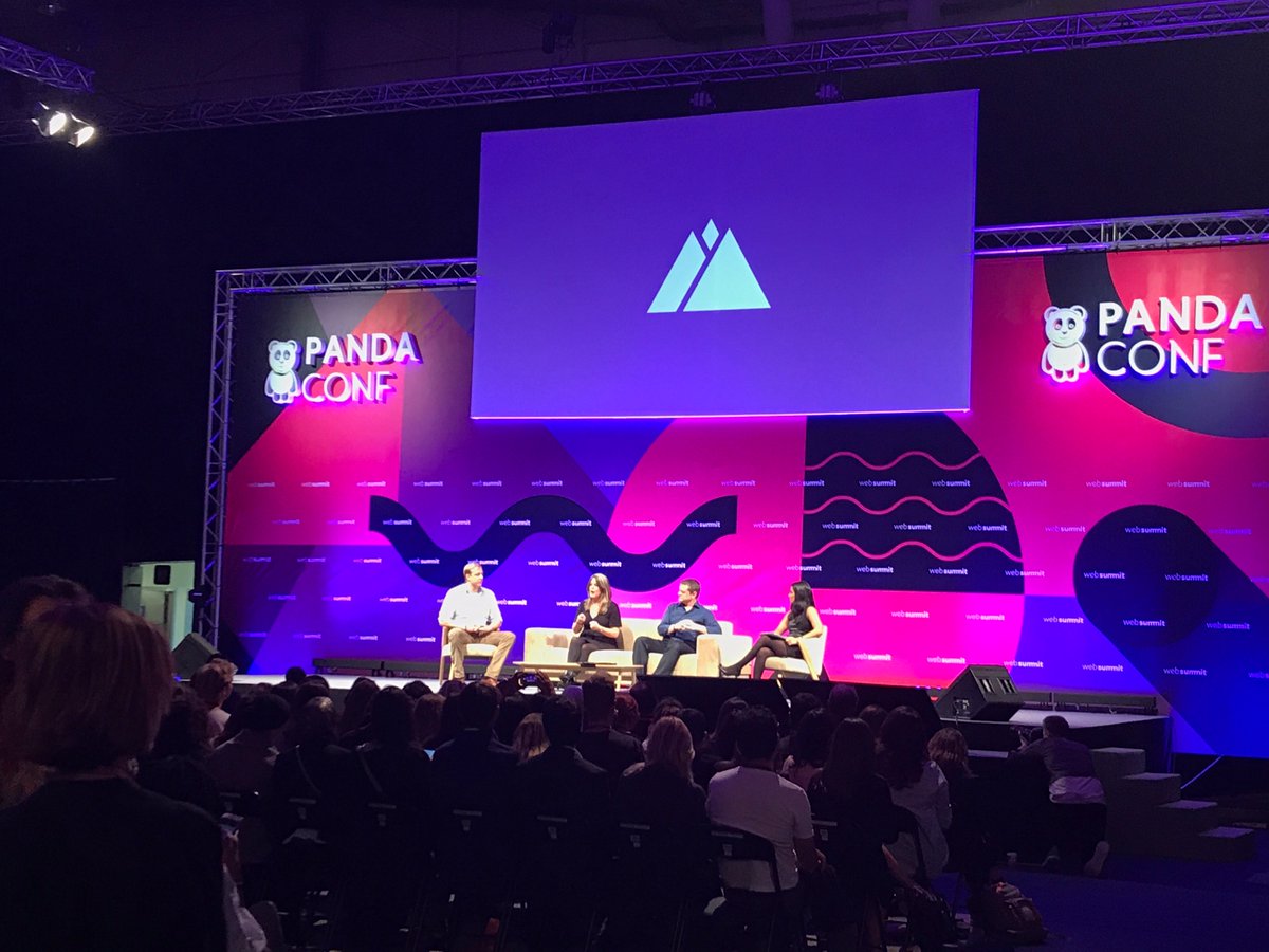 GerryDicheva's tweet photo. Content matters @Google @WebSummit #websummit2017 https://t.co/7KLgciEC3A