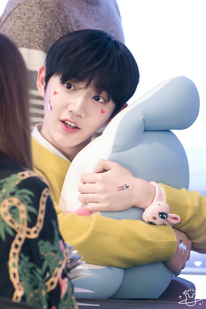 what__seop's tweet photo. 171105 여의도 팬사인회 #형섭 #안형섭

갓기 천사야 ㅠㅠ 👼🏻💕 https://t.co/9ugb6JDxR8