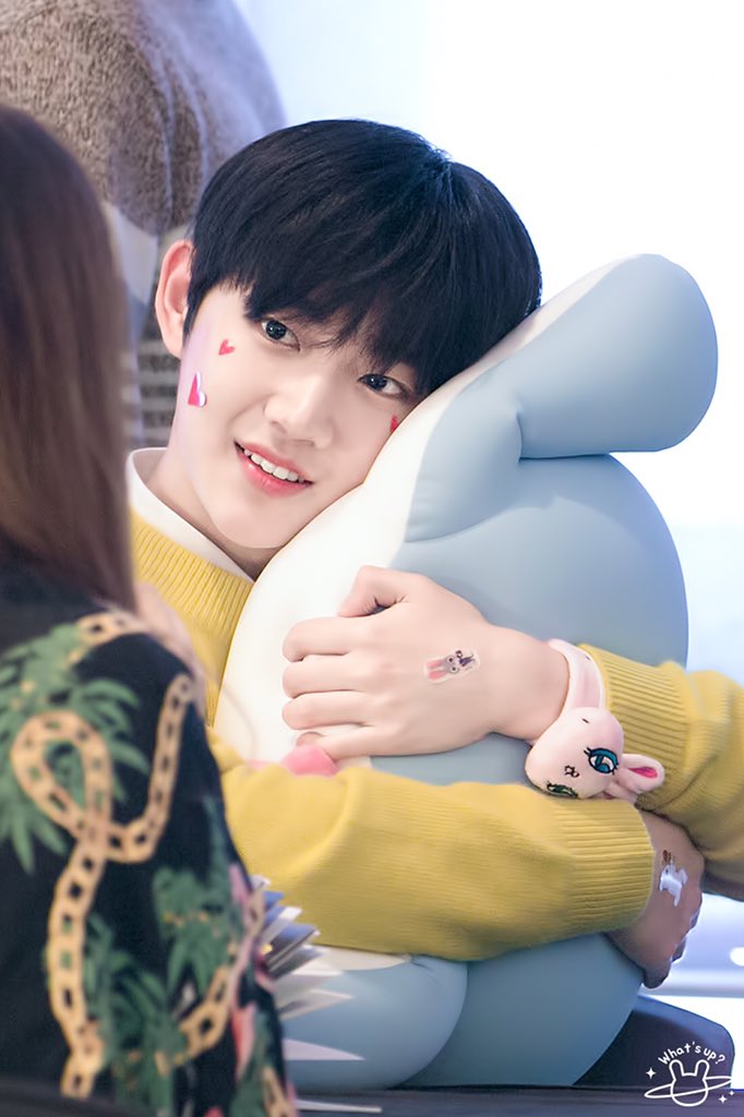 what__seop's tweet photo. 171105 여의도 팬사인회 #형섭 #안형섭

갓기 천사야 ㅠㅠ 👼🏻💕 https://t.co/9ugb6JDxR8