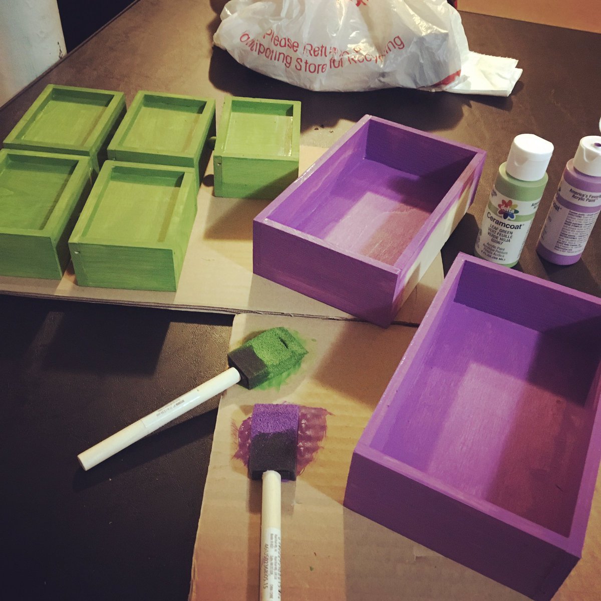 Theartisansnook's tweet photo. Currently working on some wooden drawer boxes. #WIP #woodenboxes #dowhatyoulove #creativity #tan #inspiration #lovewhatyoudo #painting https://t.co/ApGNc0d4o2