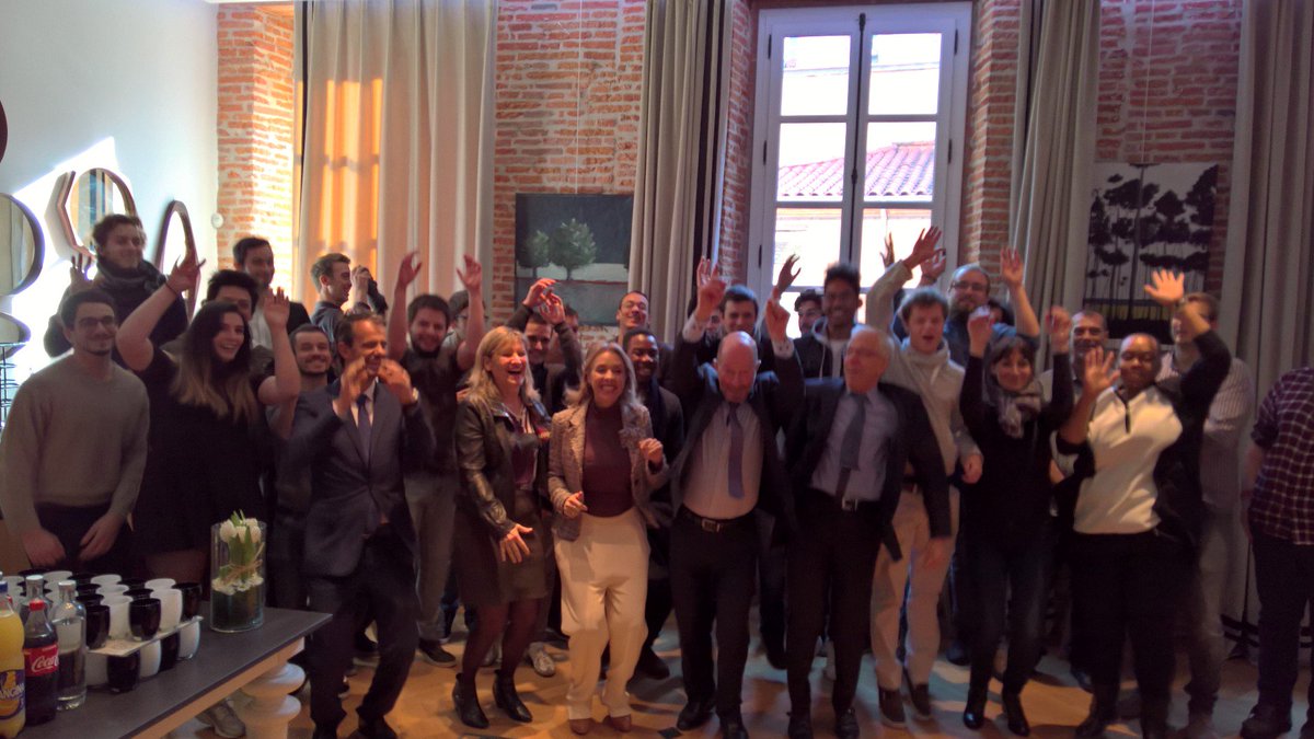 CGI_FR's tweet photo. A l'occasion de la journée #TransportduFutur_CGI, le campus #UDEV_CGI a été inauguré en présence de @Campangeneviev2 et @NadiaPellefigue https://t.co/GEbpnaNgl7