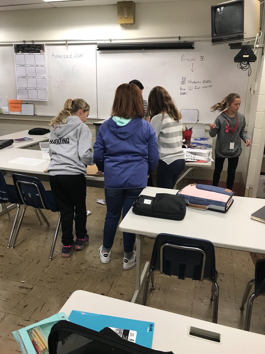 StaceySteiner5's tweet photo. Students designing their maker space! #WeAreCarlinvilleMS #TechTerra https://t.co/289DE9MqWe