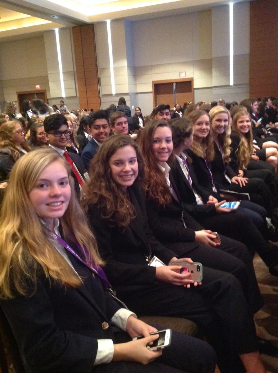 hosanohs's tweet photo. Fall Leadership Conference was a BLAST! Can't wait for State!!! https://t.co/Q9OPXhXOsK