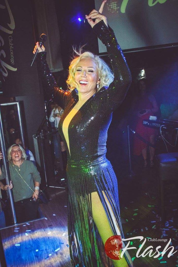 Brena_news's tweet photo. #FlashClub
#Pforzheim 💋💋💋
@LepaBrena_TW https://t.co/e1XHJxBXs3