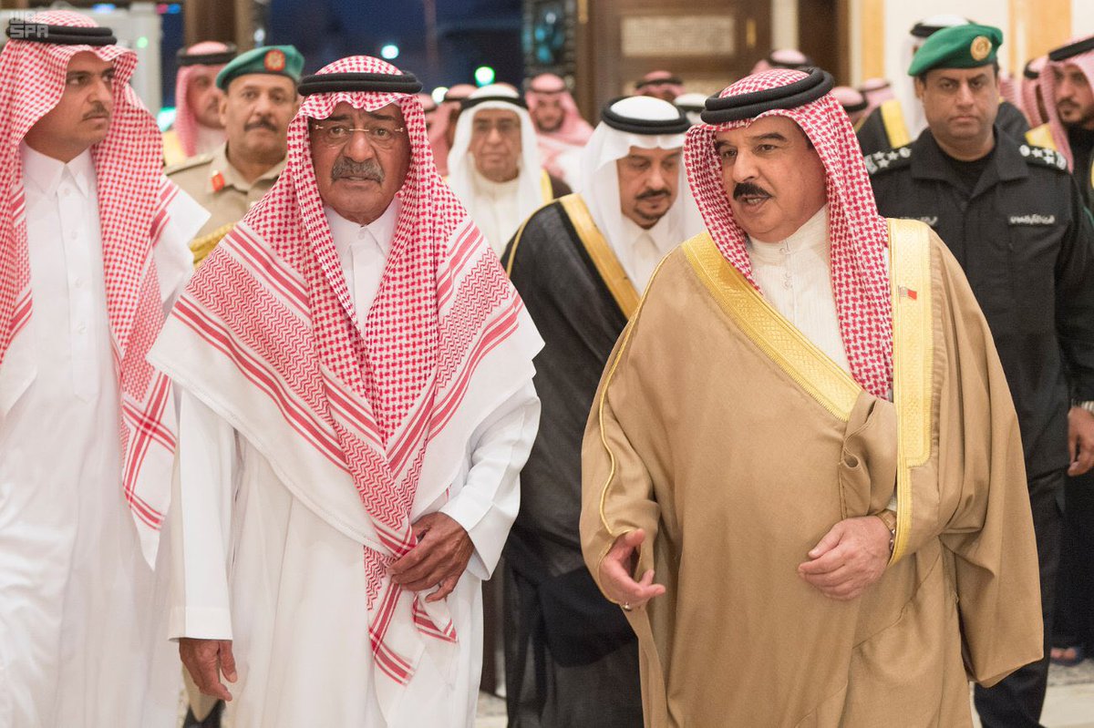 spagov's tweet photo. الأمير مقرن بن عبدالعزيز يستقبل المعزين في وفاة الأمير منصور بن م��رن رحمه الله.
https://t.co/rRQ9PlezAl
#واس https://t.co/ZI2bWCgU1x