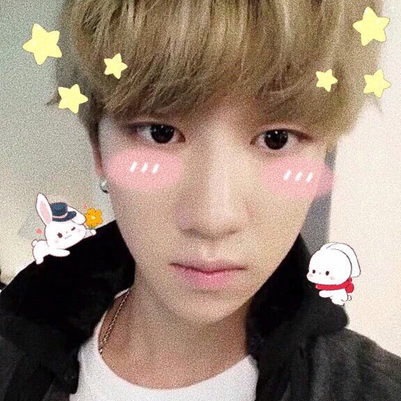 lkminghao's tweet photo. Merhabalar efenim. Az kullanılmış cillop gibi tertemiz bir Minghao. Taliplerini mesaj kutusuna bekler, hürmetler diler. #offrp https://t.co/03ej6d7i3l