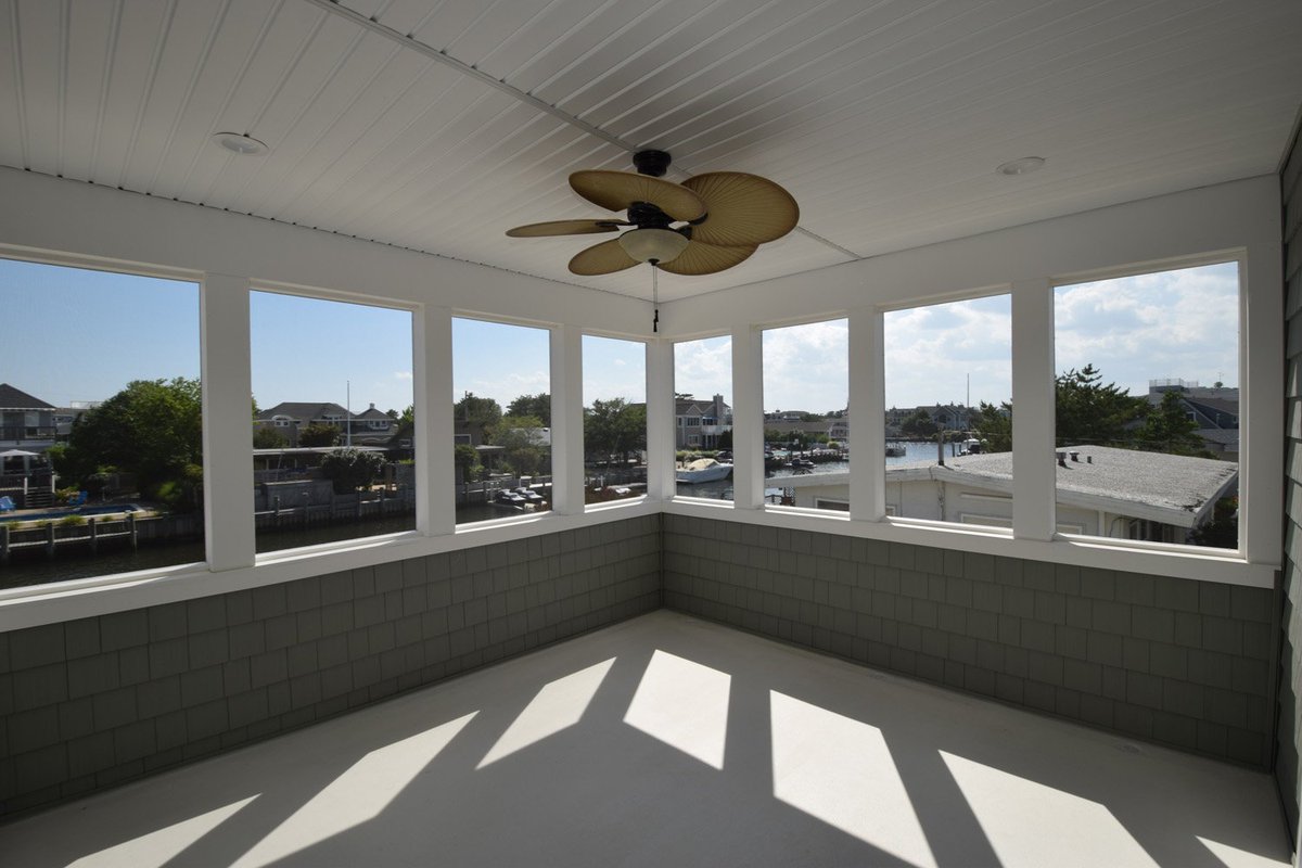 StonehengeBuilt's tweet photo. It's a beautiful time of year to enjoy your screened porch on LBI #StonehengeBuilt #LBILife #CustomHomesLBI https://t.co/XjSGSx0Gnd