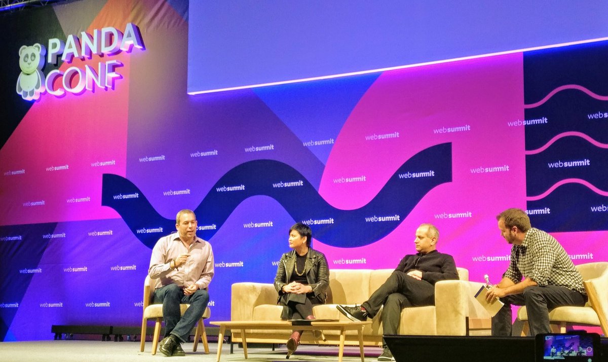 uyentieu's tweet photo. #websummit day 1 - honored to be on a panel talking need for quality havens for consumers and transparency of advertising  #makewhatmatters https://t.co/EvQEjX8bVE