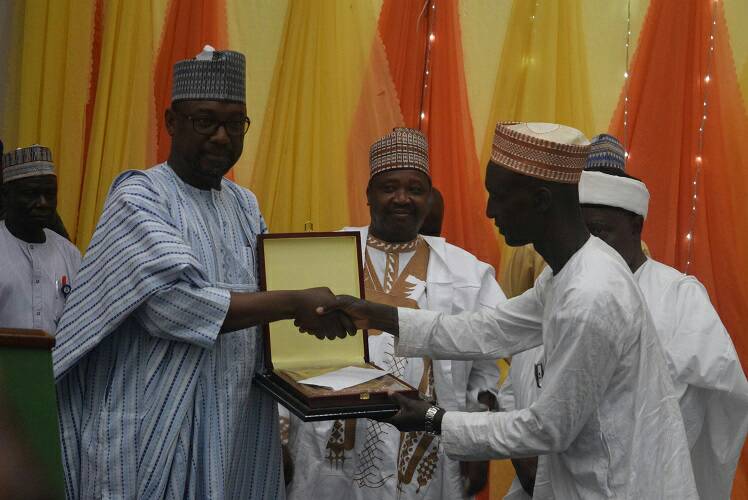 The award for the best cooperator of the year goes to Mr. Mohammed Baba #CFNCongress2017