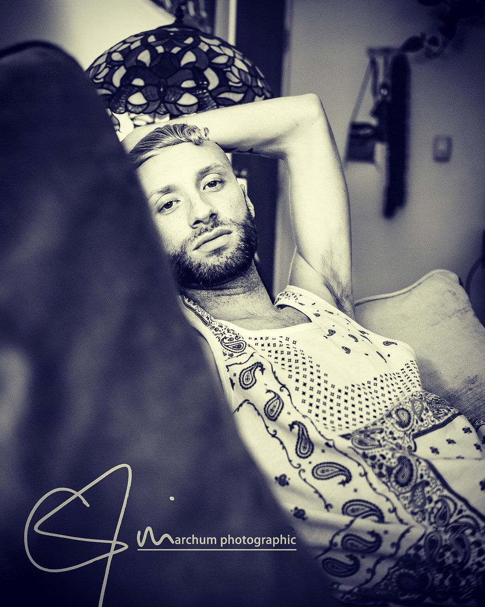 FinRiddik's tweet image. I am hopelessly in love with a memory. An echo from another time, another place. - Michael Foucault 🦉#FinRiddik #Fin #Riddik #RiddikStudio