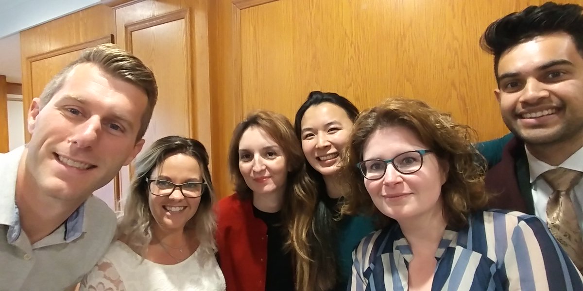 JeanFrancoDion's tweet photo. #FormationAC2017 - Nous sommes prêt.e.s @SAuhammud @Juliajbd @Audrey589Marie https://t.co/LFoO8xfhRV