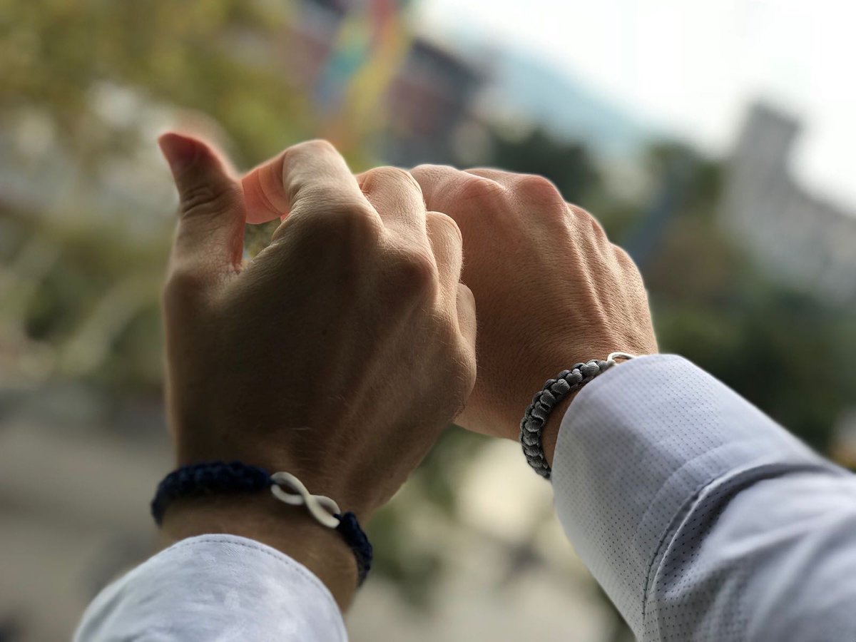 PulserasCandela's tweet photo. Gracias al Dr.Rubén y al Dr. Franco por compartir su amor con nosotros y las candelas con los invitados a su boda.
¡Felicidad infinita! https://t.co/qc17AMqaXf